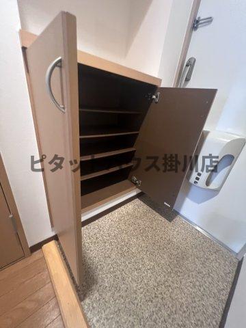 掛川市長谷マンション 玄関