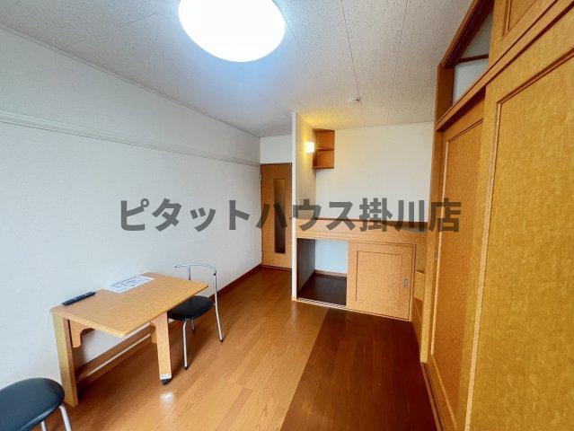 袋井市延久アパート リビング