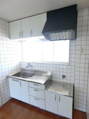 掛川市亀の甲アパート キッチン