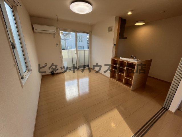 藤枝市南駿河台アパート リビング