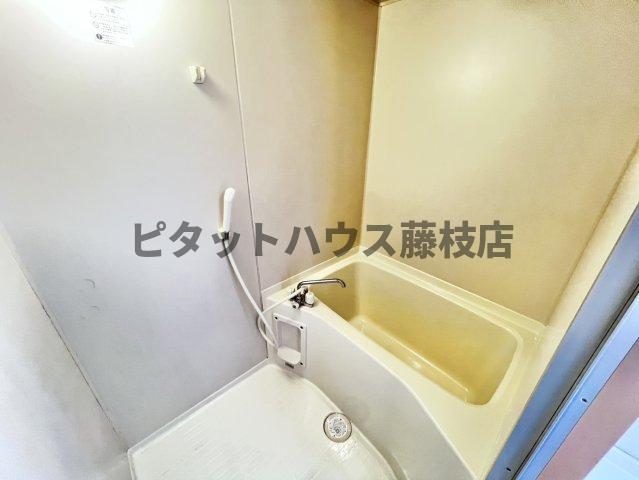 焼津市利右衛門アパート バス／シャワー