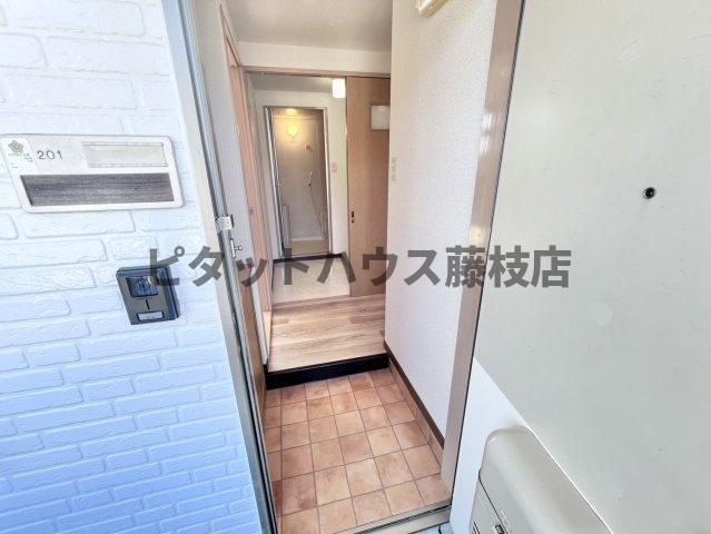 焼津市利右衛門アパート 玄関