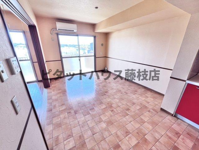 焼津市上泉マンション リビング
