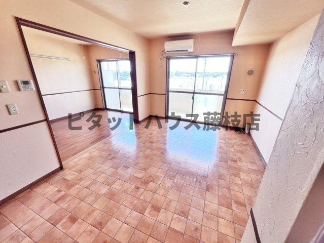焼津市上泉マンション リビング