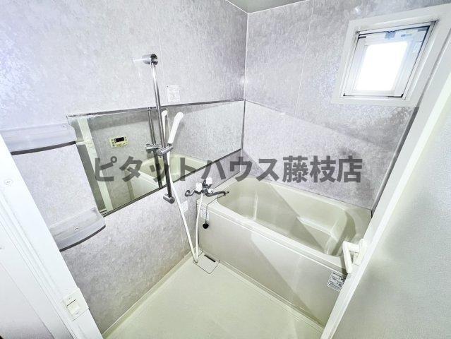 焼津市上泉マンション バス／シャワー