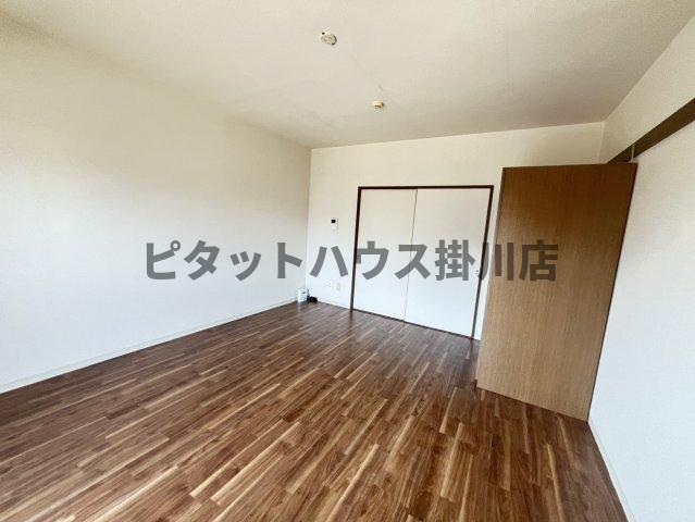袋井市上山梨マンション リビング