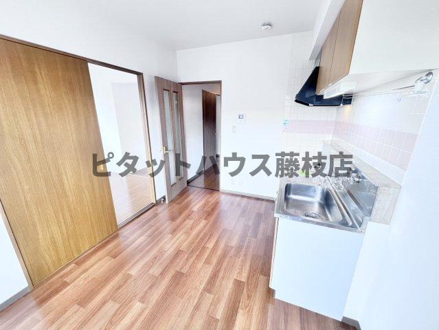 焼津市大村マンション キッチン