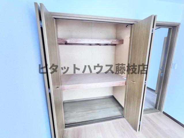 焼津市焼津アパート 収納