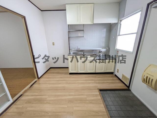 菊川市赤土アパート キッチン