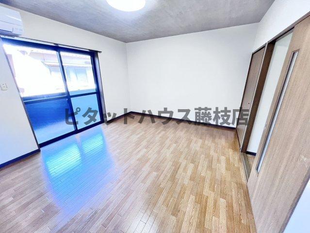 焼津市石津中町アパート リビング
