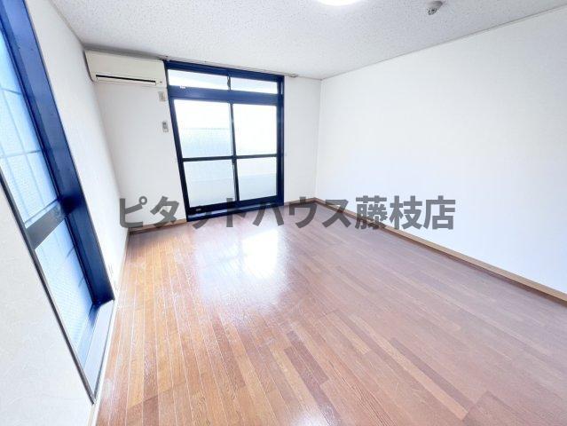 焼津市下小田アパート リビング