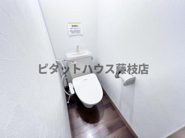 焼津市下小田アパート トイレ