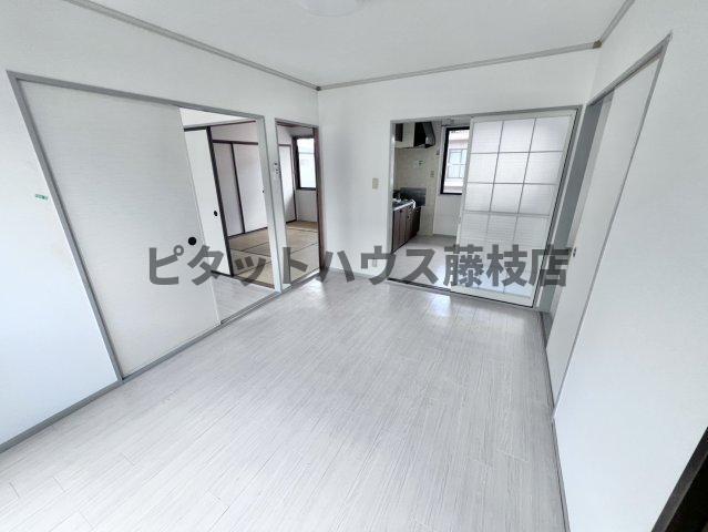 焼津市三ケ名アパート リビング