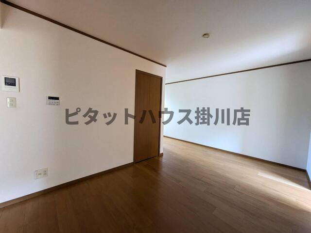 御前崎市白羽アパート リビング