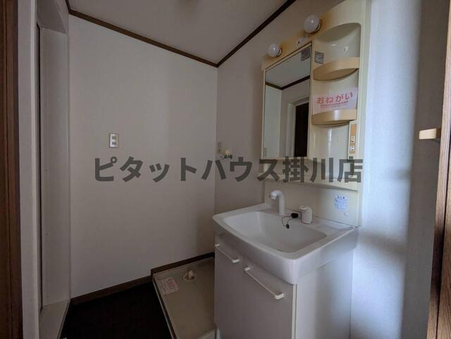 御前崎市白羽アパート 洗面