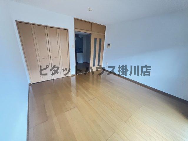 袋井市川井マンション リビング