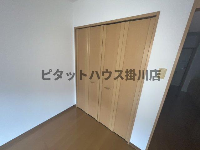 袋井市川井マンション 収納