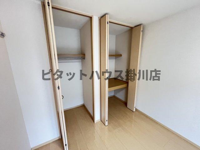 掛川市家代の里アパート 収納