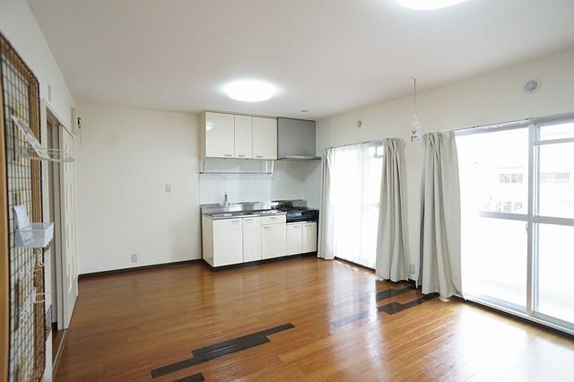 袋井市堀越マンション リビング