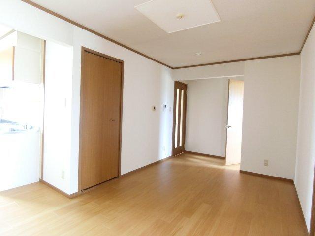 掛川市富部アパート リビング