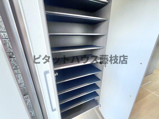 焼津市大村新田アパート 収納