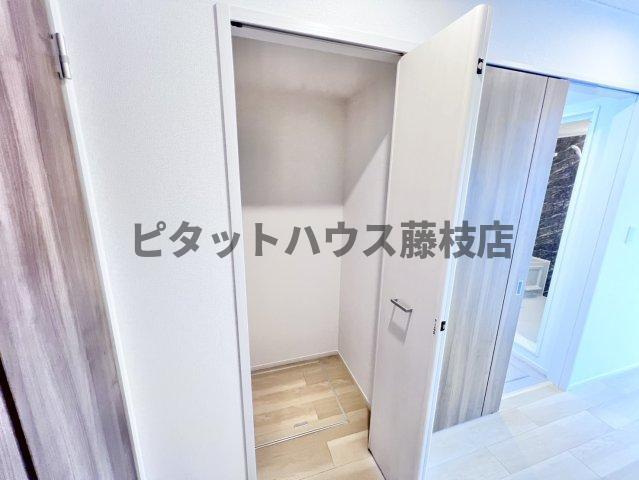 焼津市大村新田アパート 収納