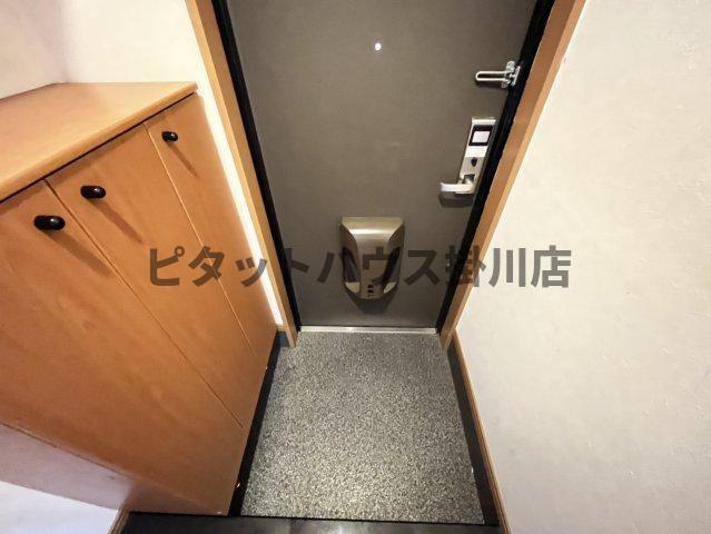 袋井市徳光アパート 玄関