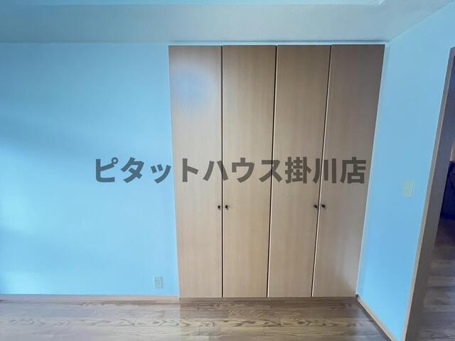 袋井市徳光アパート 収納