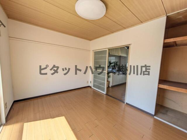 菊川市嶺田アパート リビング