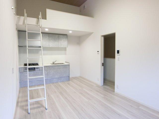 掛川市上張アパート リビング