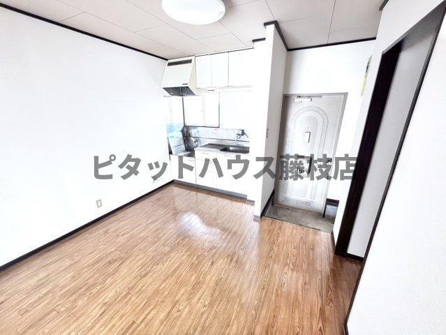 焼津市焼津アパート リビング
