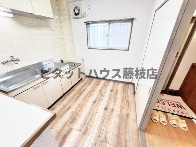 焼津市三ケ名アパート キッチン