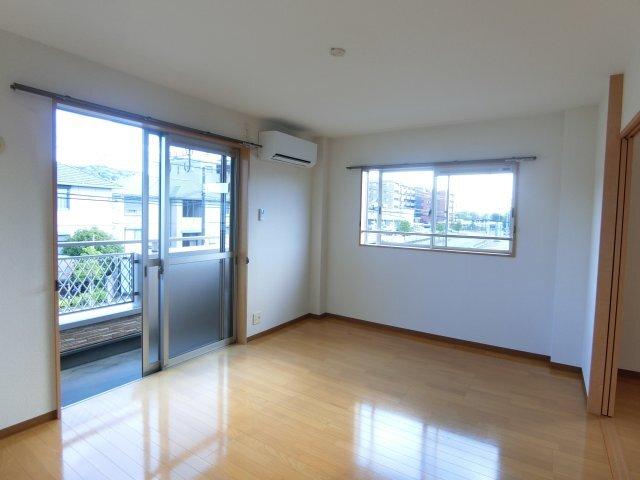 袋井市愛野南マンション リビング
