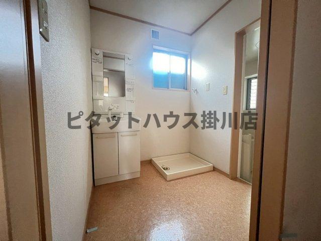 掛川市久保テラスハウス 室内
