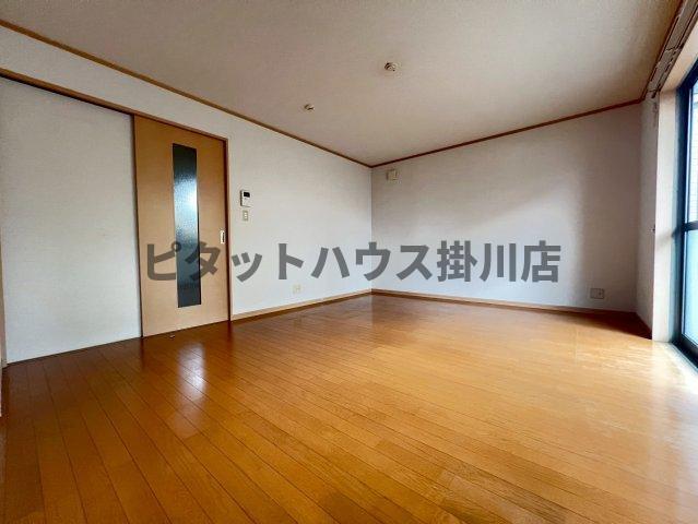 掛川市久保テラスハウス リビング