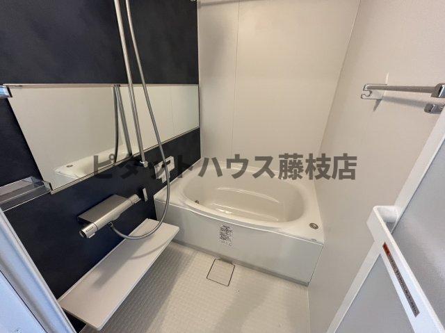 焼津市大村アパート バス／シャワー