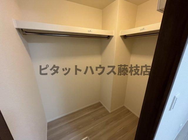 焼津市大村アパート 収納