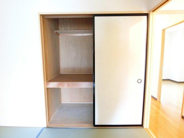 袋井市愛野東マンション 収納