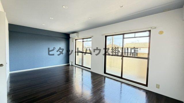 袋井市堀越アパート リビング