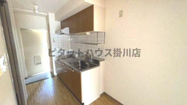 掛川市下俣南マンション キッチン