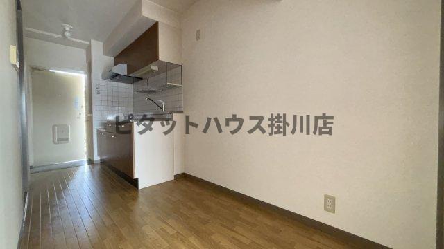 掛川市下俣南マンション キッチン
