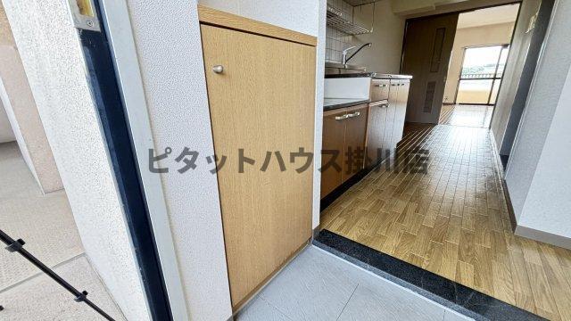 掛川市下俣南マンション 玄関