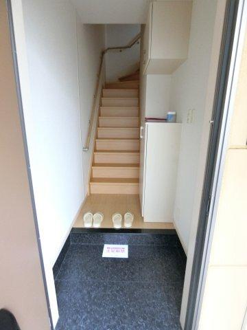 袋井市愛野南アパート 玄関