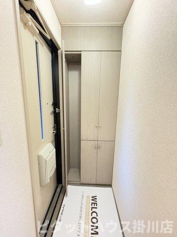 掛川市水垂アパート 玄関