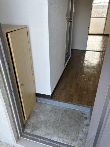 グランドールあさひ（302） 玄関