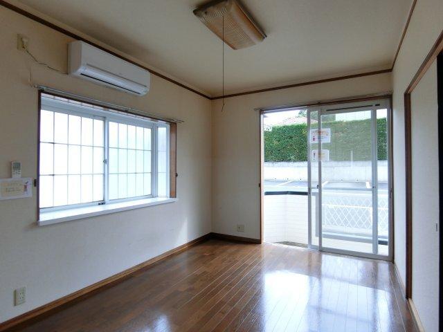 袋井市愛野アパート リビング