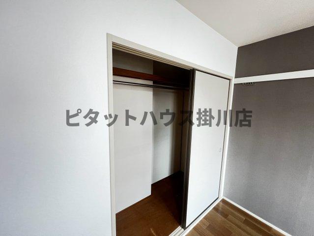 掛川市大渕アパート 収納