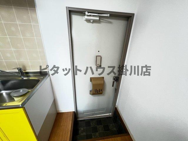 掛川市大渕アパート 玄関