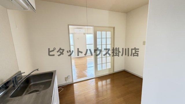 袋井市神長アパート 室内