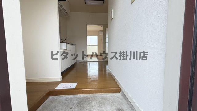袋井市神長アパート 玄関